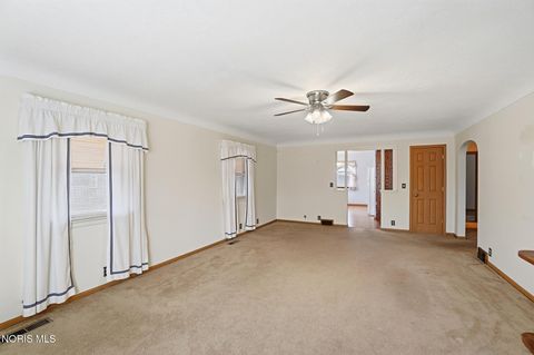 Tiny photo for 120 W Melrose Avenue, Findlay, OH 45840 (MLS # 10004904)