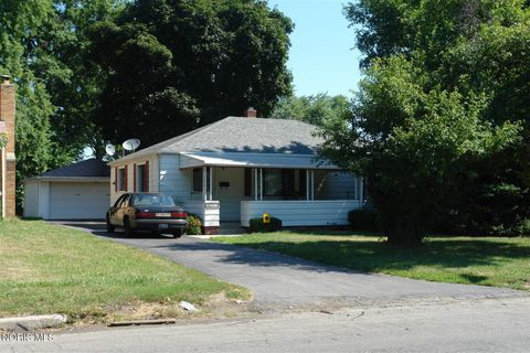 Photo of 5340 W Bancroft Street, Toledo, OH 43615 (MLS # 10010092)