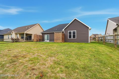Tiny photo for 9924 Studer Lane, Whitehouse, OH 43571 (MLS # 10002901)