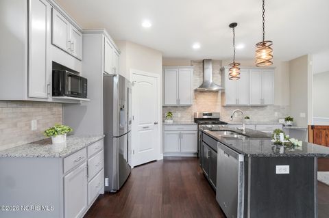 Tiny photo for 9924 Studer Lane, Whitehouse, OH 43571 (MLS # 10002901)