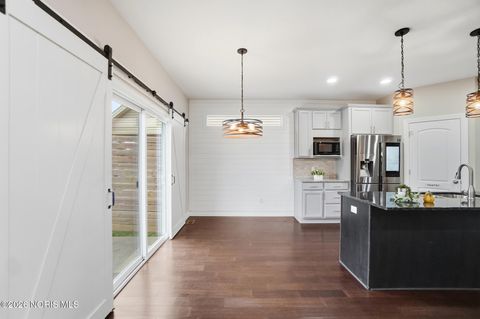 Tiny photo for 9924 Studer Lane, Whitehouse, OH 43571 (MLS # 10002901)