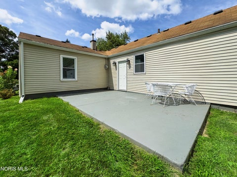 Tiny photo for 4436 Foxglove Road, Toledo, OH 43623 (MLS # 10012568)