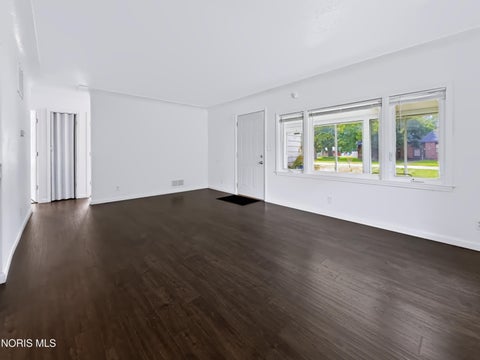 Tiny photo for 4436 Foxglove Road, Toledo, OH 43623 (MLS # 10012568)