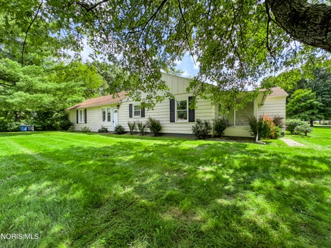 Tiny photo for 4436 Foxglove Road, Toledo, OH 43623 (MLS # 10012568)