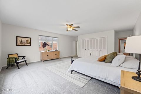 Tiny photo for 4025 Sherwood Forest Manor Road #Apt 4, Toledo, OH 43623 (MLS # 10007179)