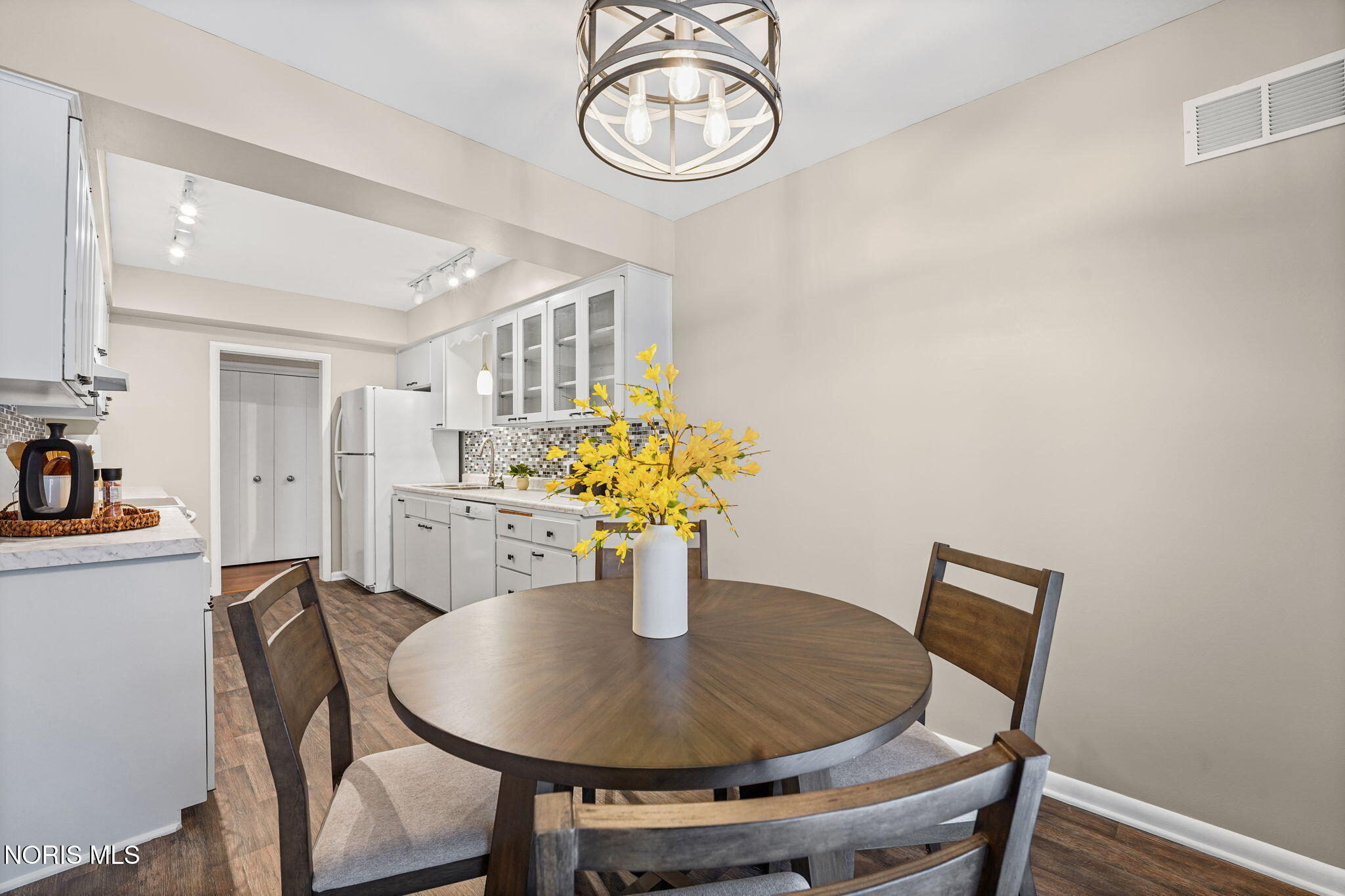 4025 Sherwood Forest Manor Road Apt 4