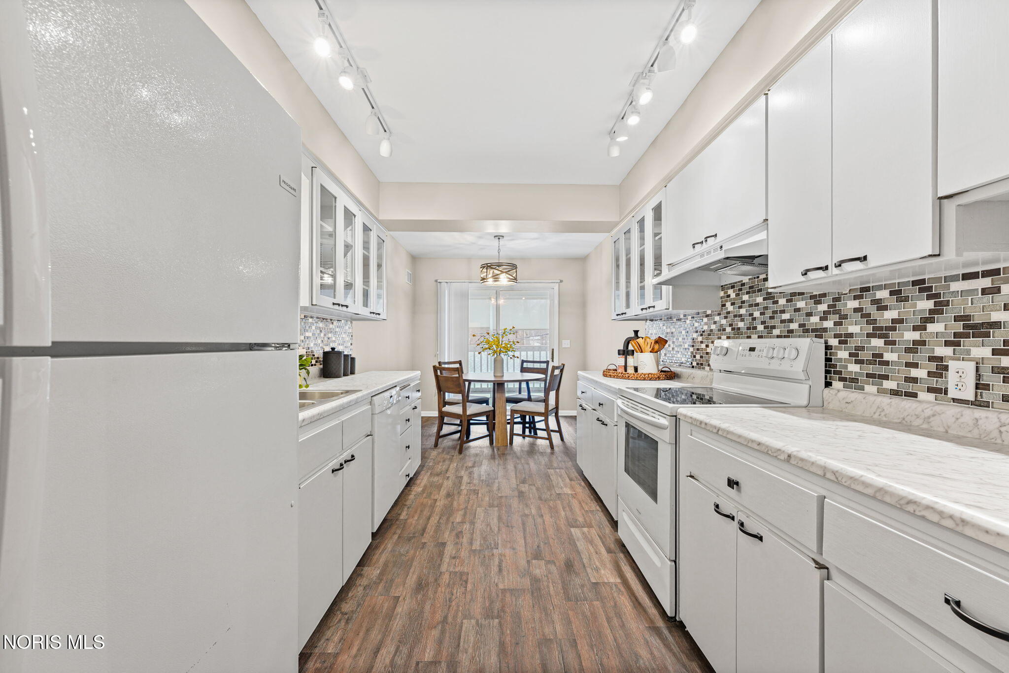 4025 Sherwood Forest Manor Road Apt 4