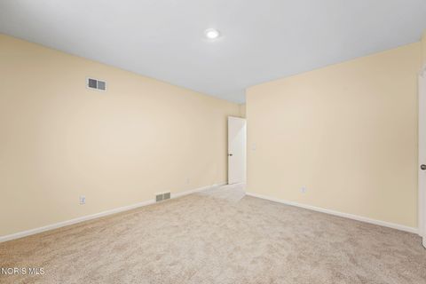 Tiny photo for 4025 Sherwood Forest Manor Road #Apt 4, Toledo, OH 43623 (MLS # 10007179)