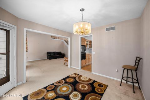 Tiny photo for 6753 Carrie Pine Lane, Toledo, OH 43617 (MLS # 10004070)