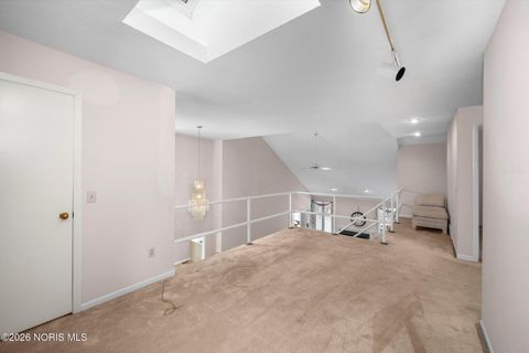 Tiny photo for 6753 Carrie Pine Lane, Toledo, OH 43617 (MLS # 10004070)