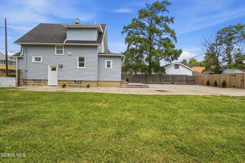 Tiny photo for 815 Woodsdale Avenue, Toledo, OH 43609 (MLS # 10011774)