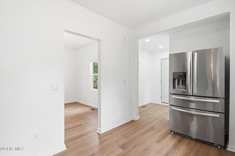 Tiny photo for 815 Woodsdale Avenue, Toledo, OH 43609 (MLS # 10011774)