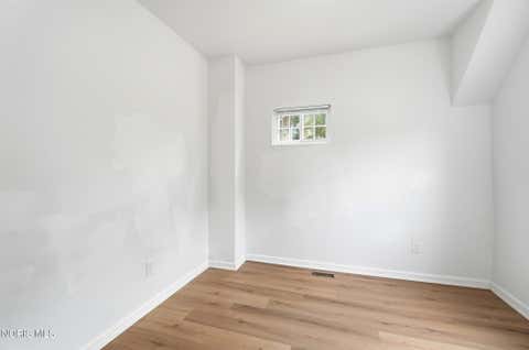 Tiny photo for 815 Woodsdale Avenue, Toledo, OH 43609 (MLS # 10011774)