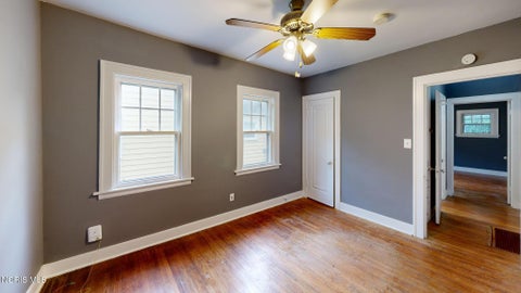 Tiny photo for 3317 Northwood Avenue, Toledo, OH 43606 (MLS # 10013565)