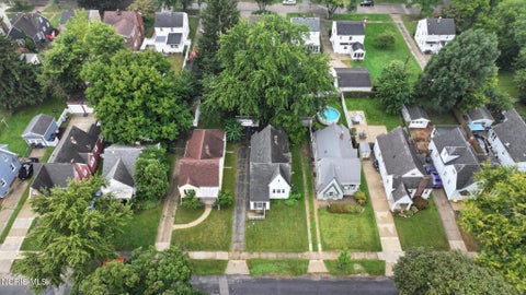 Tiny photo for 3317 Northwood Avenue, Toledo, OH 43606 (MLS # 10013565)