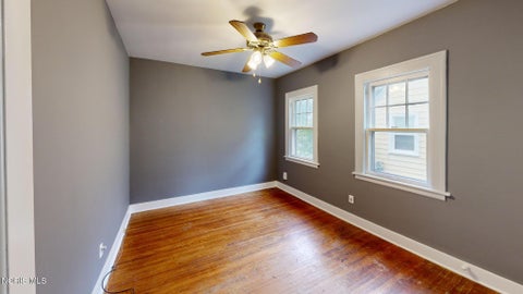 Tiny photo for 3317 Northwood Avenue, Toledo, OH 43606 (MLS # 10013565)