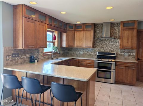 Tiny photo for 3325 Pepper Pike, Findlay, OH 45840 (MLS # 10009127)