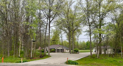 Tiny photo for 2873 Rd 424, Antwerp, OH 45813 (MLS # 10006833)