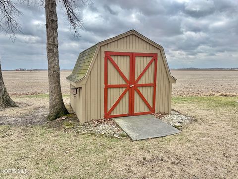 Tiny photo for 26810 Woodland Court, Millbury, OH 43447 (MLS # 10005409)