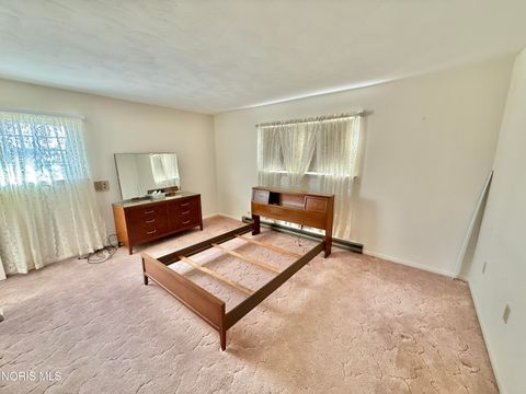 Tiny photo for 26810 Woodland Court, Millbury, OH 43447 (MLS # 10005409)