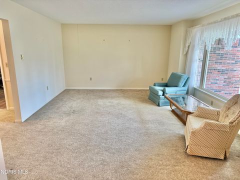 Tiny photo for 26810 Woodland Court, Millbury, OH 43447 (MLS # 10005409)