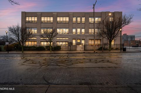 Photo of 100 S Huron Street #Ste 1c, Toledo, OH 43604 (MLS # 10004045)