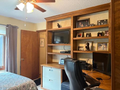 Tiny photo for 23 Exeter Road, Perrysburg, OH 43551 (MLS # 10010196)