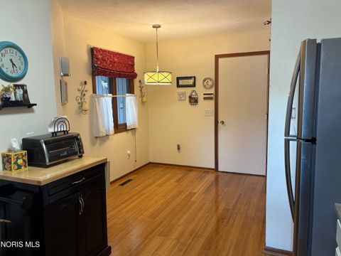 Tiny photo for 23 Exeter Road, Perrysburg, OH 43551 (MLS # 10010196)