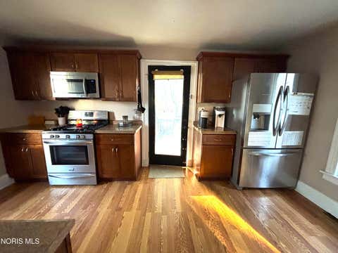 Tiny photo for 139 Bergin Street, Rossford, OH 43460 (MLS # 10009020)