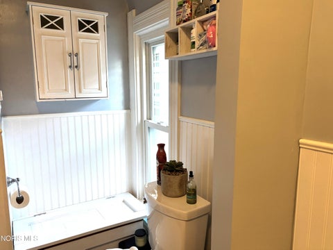 Tiny photo for 139 Bergin Street, Rossford, OH 43460 (MLS # 10009020)