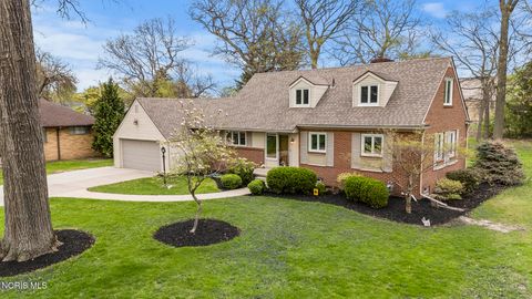 Photo of 2356 Townley Road, Toledo, OH 43614 (MLS # 10006929)