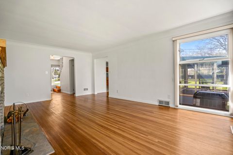 Tiny photo for 2356 Townley Road, Toledo, OH 43614 (MLS # 10006929)