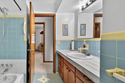 Tiny photo for 3555 Victory Avenue, Toledo, OH 43607 (MLS # 10007995)