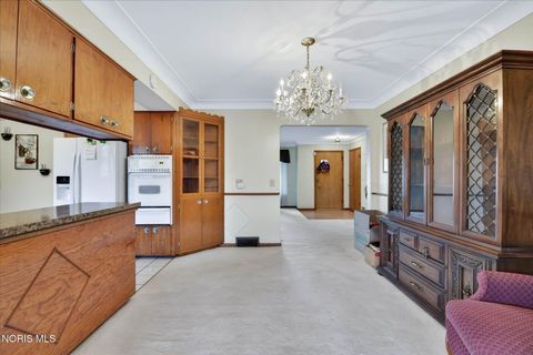 Tiny photo for 3555 Victory Avenue, Toledo, OH 43607 (MLS # 10007995)