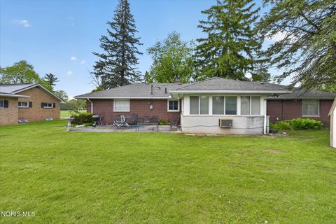 Tiny photo for 3555 Victory Avenue, Toledo, OH 43607 (MLS # 10007995)