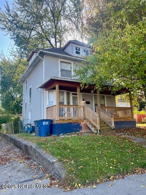 Tiny photo for 121 Machen Street, Toledo, OH 43620 (MLS # 10000795)