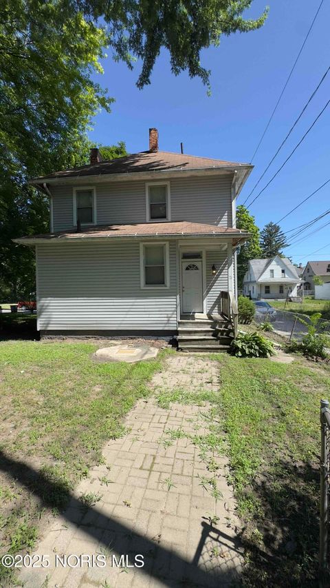 Tiny photo for 121 Machen Street, Toledo, OH 43620 (MLS # 10000795)