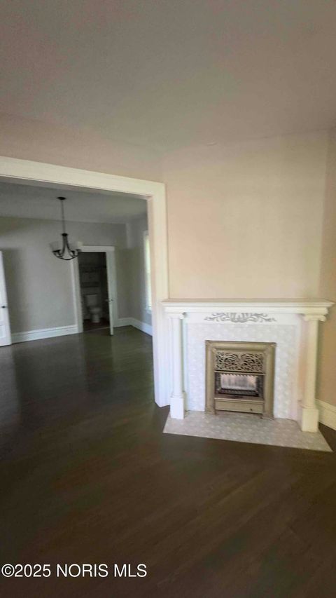 Tiny photo for 121 Machen Street, Toledo, OH 43620 (MLS # 10000795)