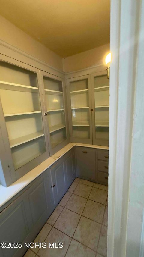 Tiny photo for 121 Machen Street, Toledo, OH 43620 (MLS # 10000795)