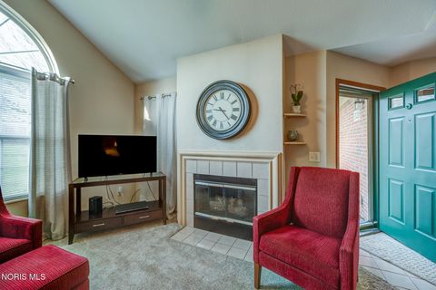 Tiny photo for 3520 Bayberry Place, Oregon, OH 43616 (MLS # 10005883)