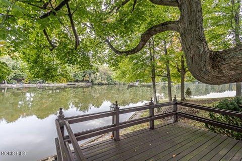 Tiny photo for 60 Back Bay Road, Bowling Green, OH 43402 (MLS # 10014295)