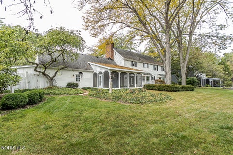 Tiny photo for 60 Back Bay Road, Bowling Green, OH 43402 (MLS # 10014295)