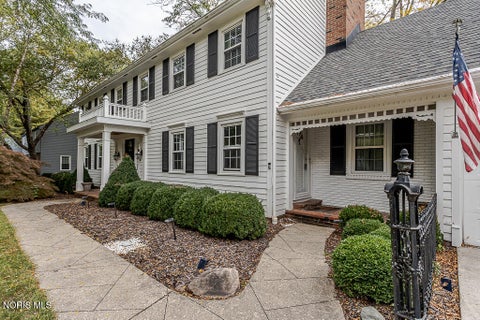 Tiny photo for 60 Back Bay Road, Bowling Green, OH 43402 (MLS # 10014295)