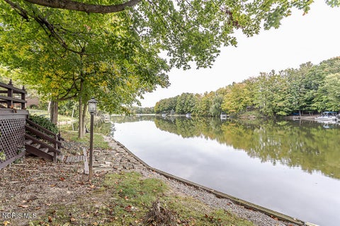 Tiny photo for 60 Back Bay Road, Bowling Green, OH 43402 (MLS # 10014295)