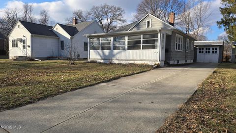 Tiny photo for 226 Curtis Avenue, Bowling Green, OH 43402 (MLS # 10004479)