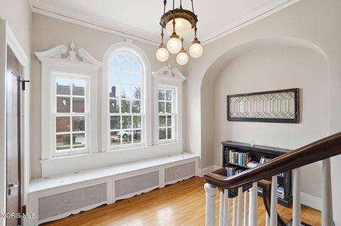 Tiny photo for 2006 Mount Vernon Avenue, Toledo, OH 43607 (MLS # 10005739)