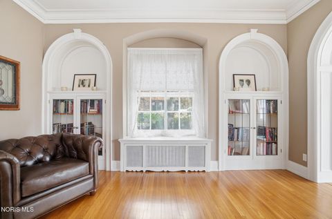 Tiny photo for 2006 Mount Vernon Avenue, Toledo, OH 43607 (MLS # 10005739)