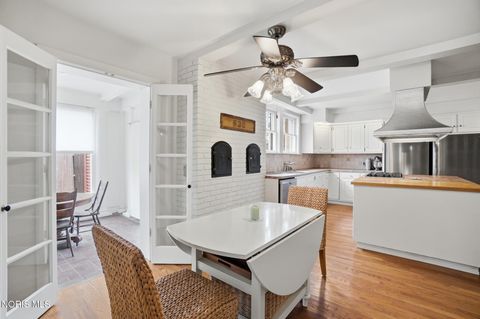 Tiny photo for 2006 Mount Vernon Avenue, Toledo, OH 43607 (MLS # 10005739)