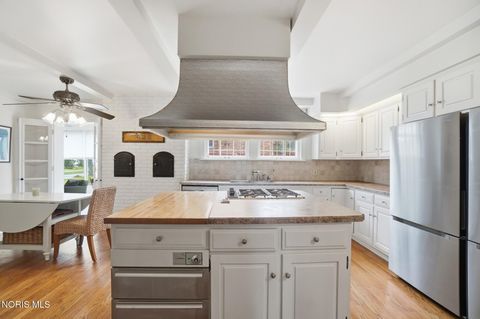 Tiny photo for 2006 Mount Vernon Avenue, Toledo, OH 43607 (MLS # 10005739)