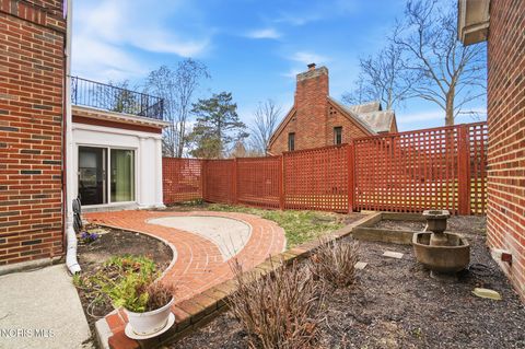 Tiny photo for 2006 Mount Vernon Avenue, Toledo, OH 43607 (MLS # 10005739)